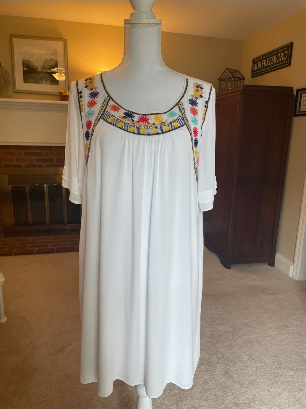 JODIFL White Dress with Multicolor Embroidered Yoke